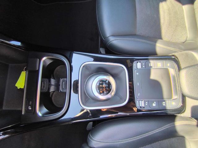 MERCEDES-BENZ A 180 d Sport