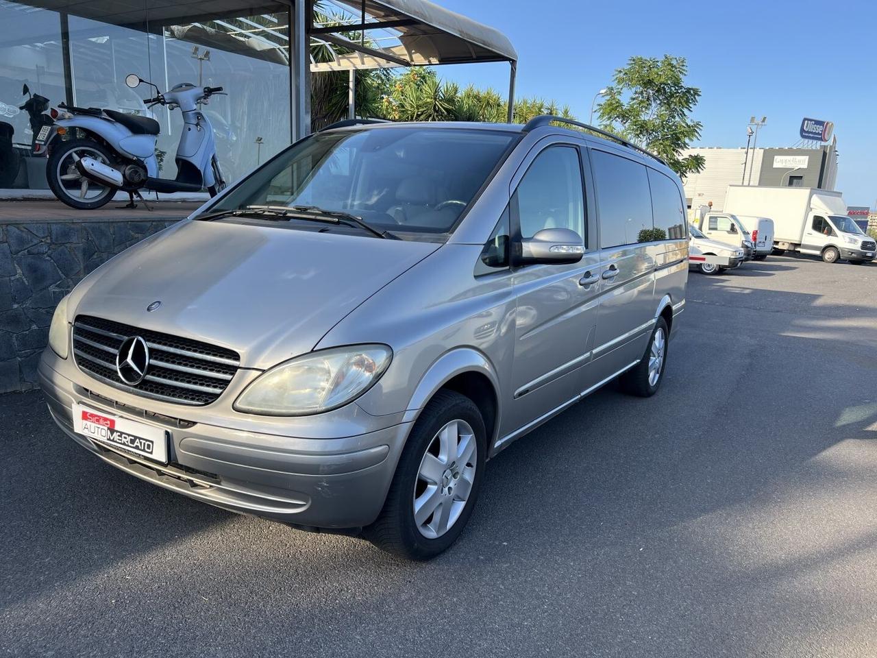 MERCEDEZ VIANO anno 2010