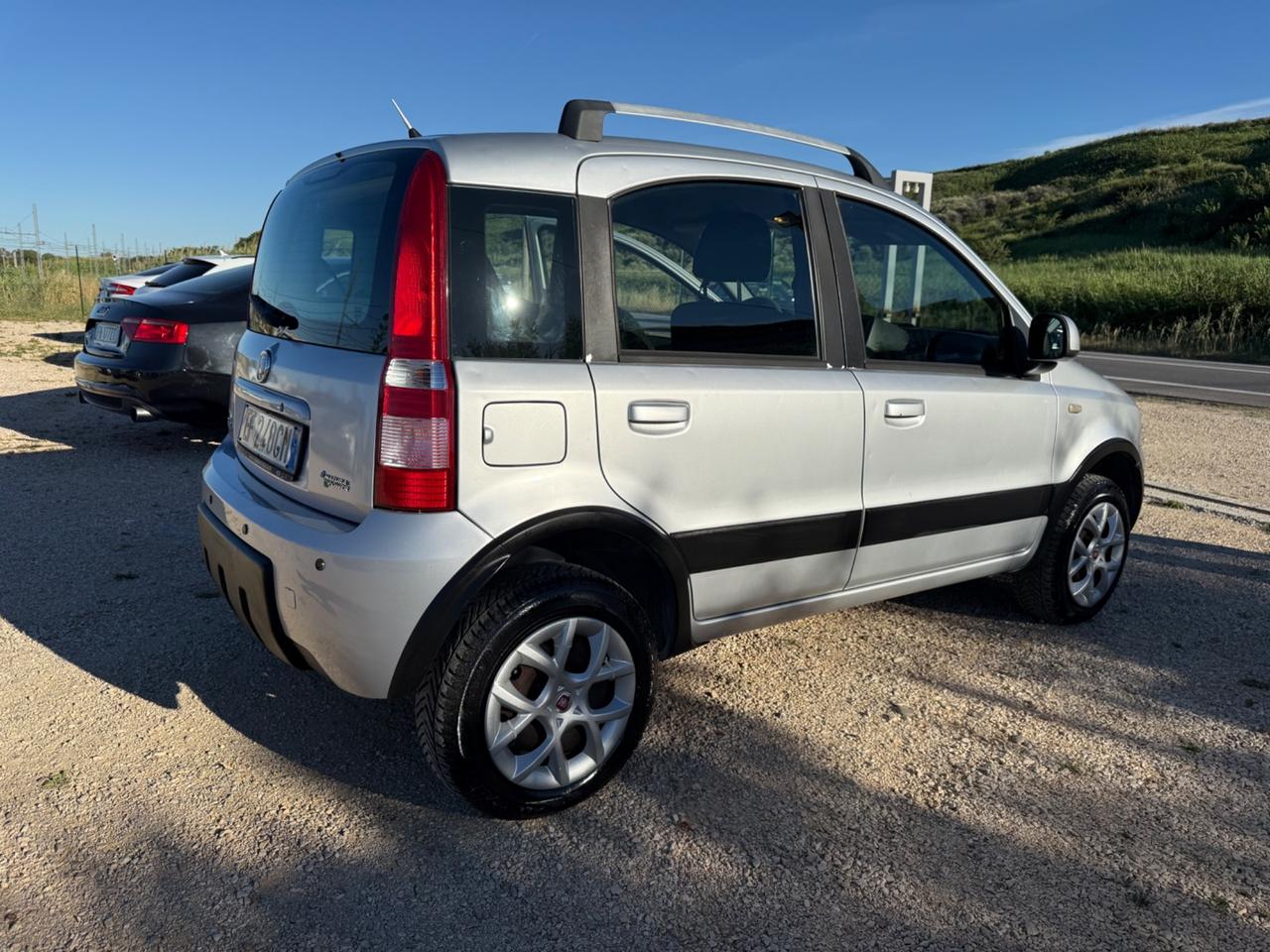 Fiat Panda 1.2 Climbing Natural Power 2.999€ PERMUTE