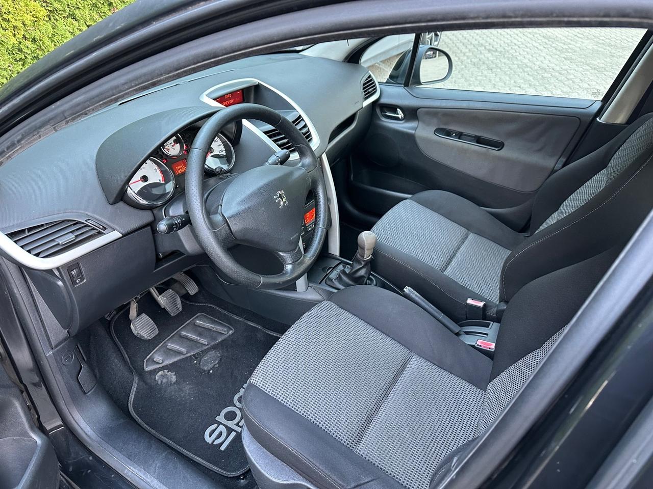 Peugeot 207 1.6 HDi 90CV 5p. XS