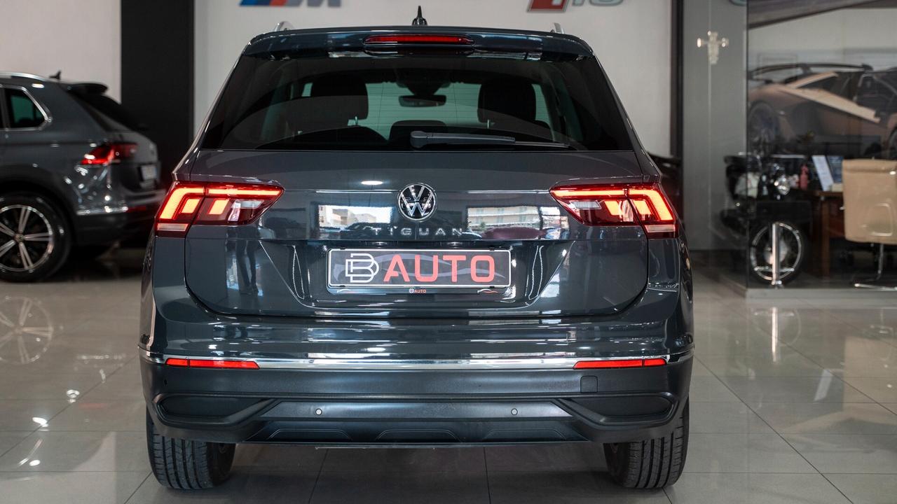 Volkswagen Tiguan 2.0 TDI LIFE 122 CV VIRTUAL CKT PACK LUCI CARPLAY LED FULL OPTIONAL
