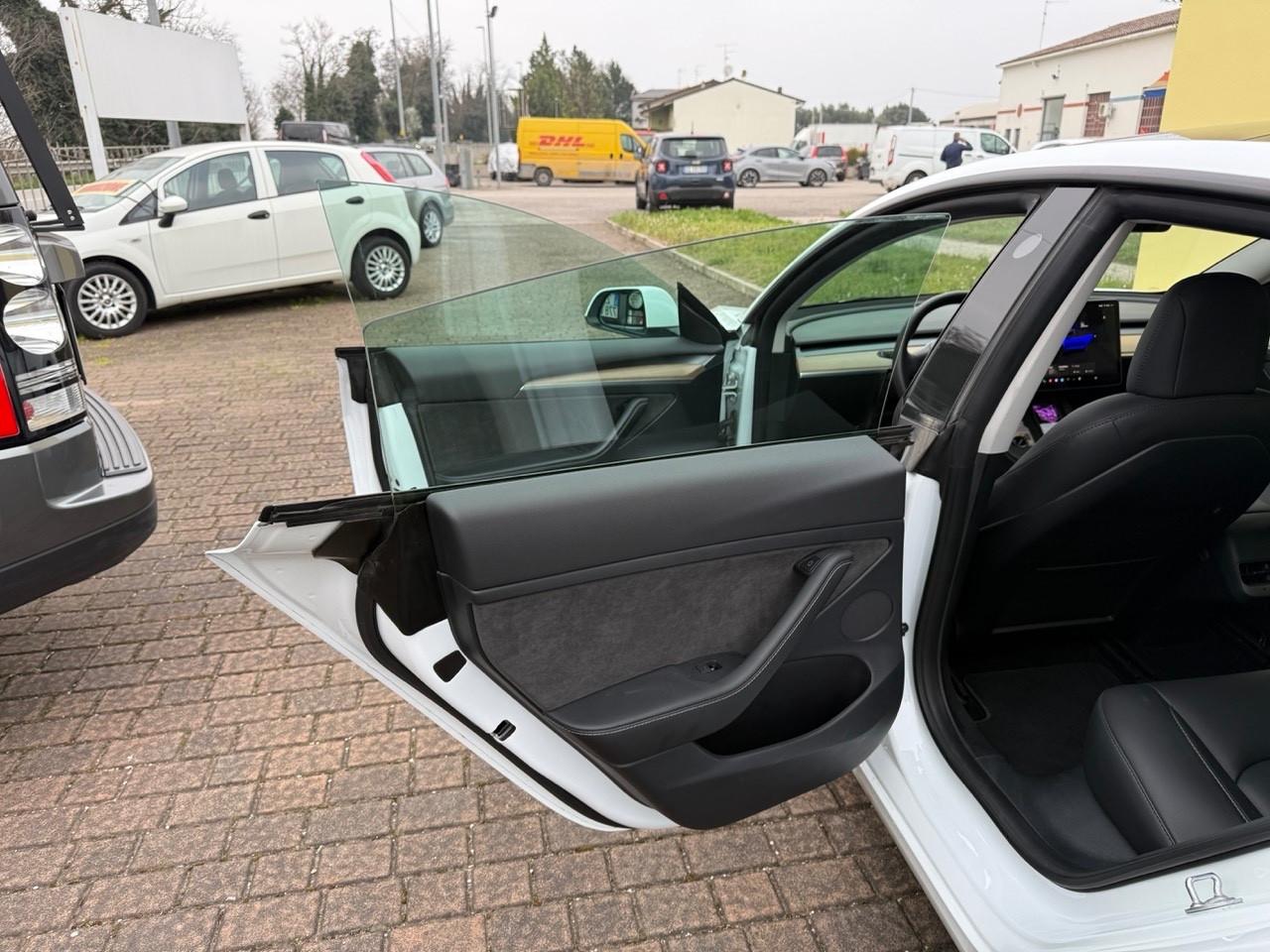 Tesla Model 3 Long Range Performance 2023