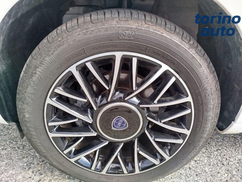 Lancia Ypsilon Ypsilon 1.0 FireFly 5 porte S&S Hybrid Platino