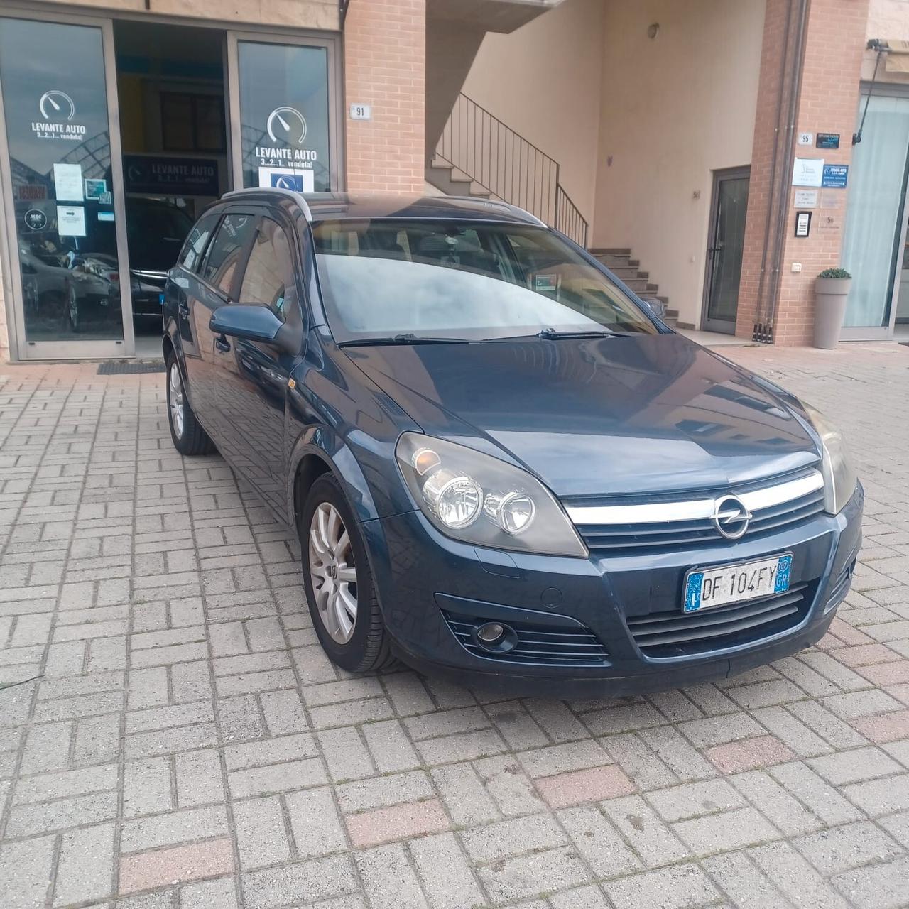 UNICO PROPRIETARIO TAGLIANDI UFFICIALI ASTRA 1.7 TDI SW