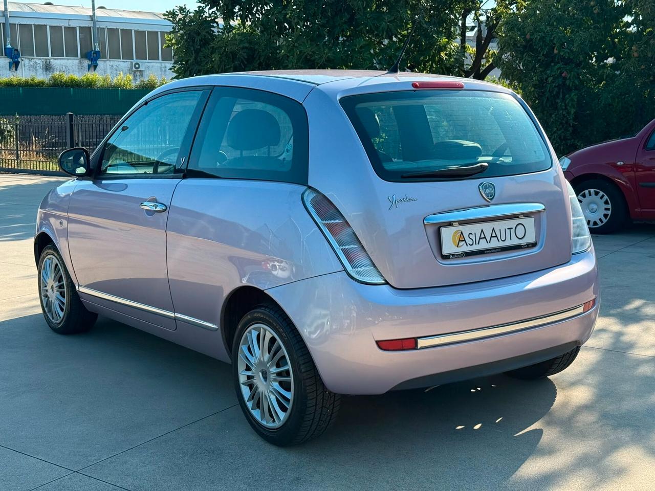 Lancia Ypsilon 1.2 BENZINA 69CV