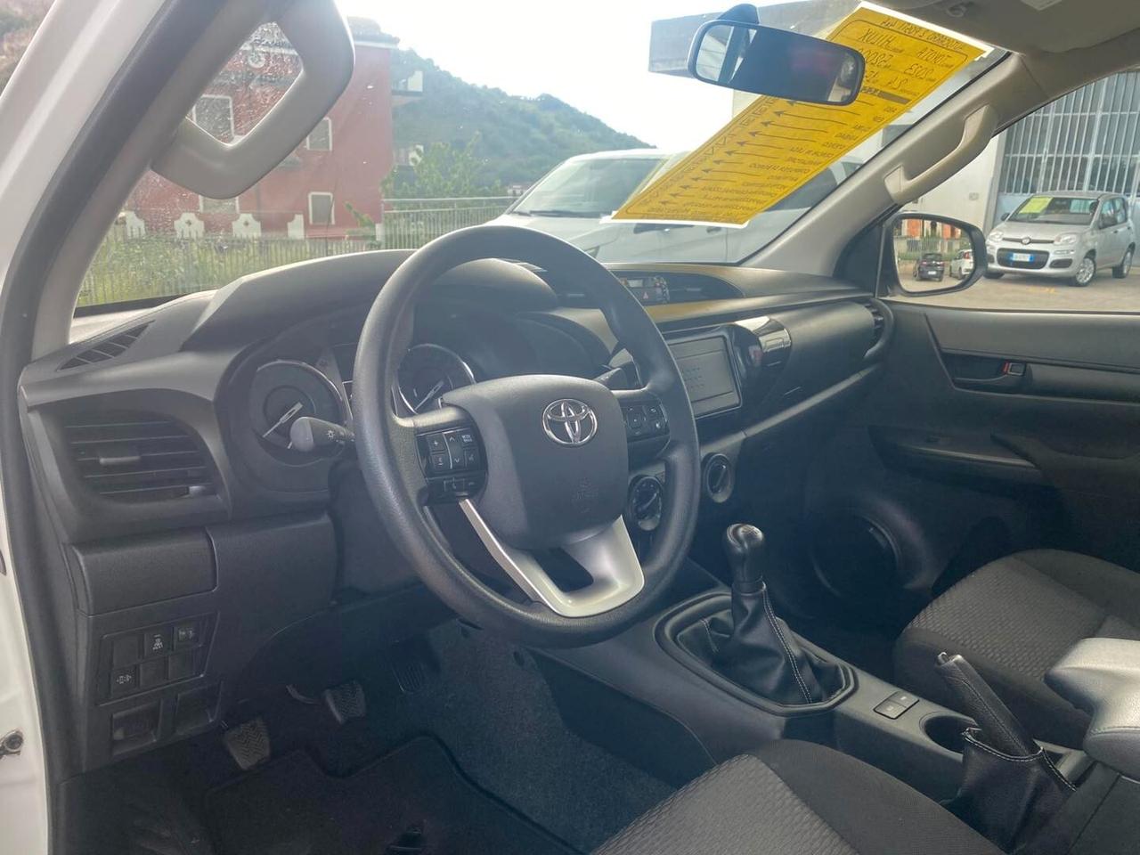 Toyota Hilux 2.4 D-4D 4WD 2 porte Single Cab Comfort