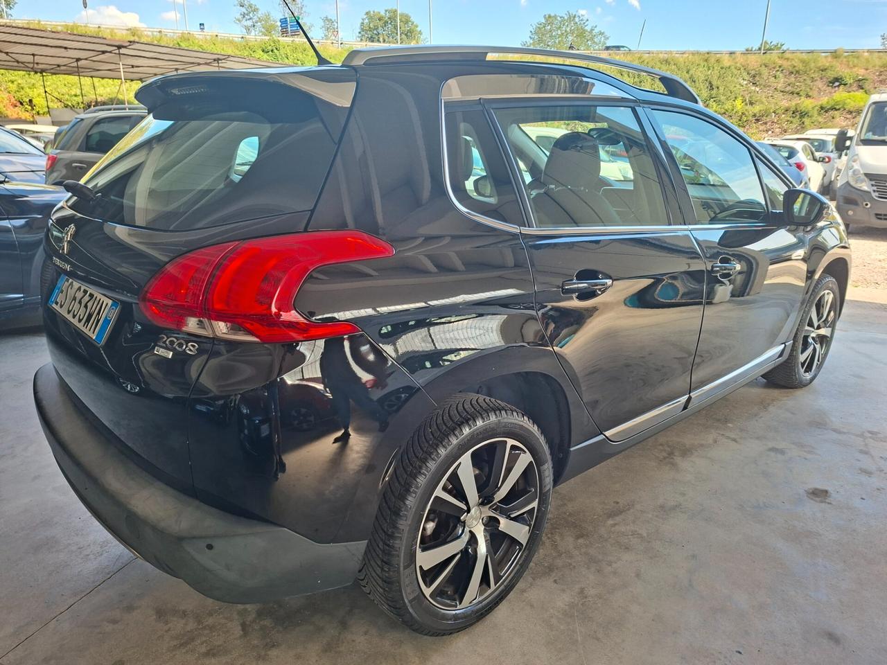 Peugeot 2008 1.6 e-HDi 115 CV Stop&Start Allure