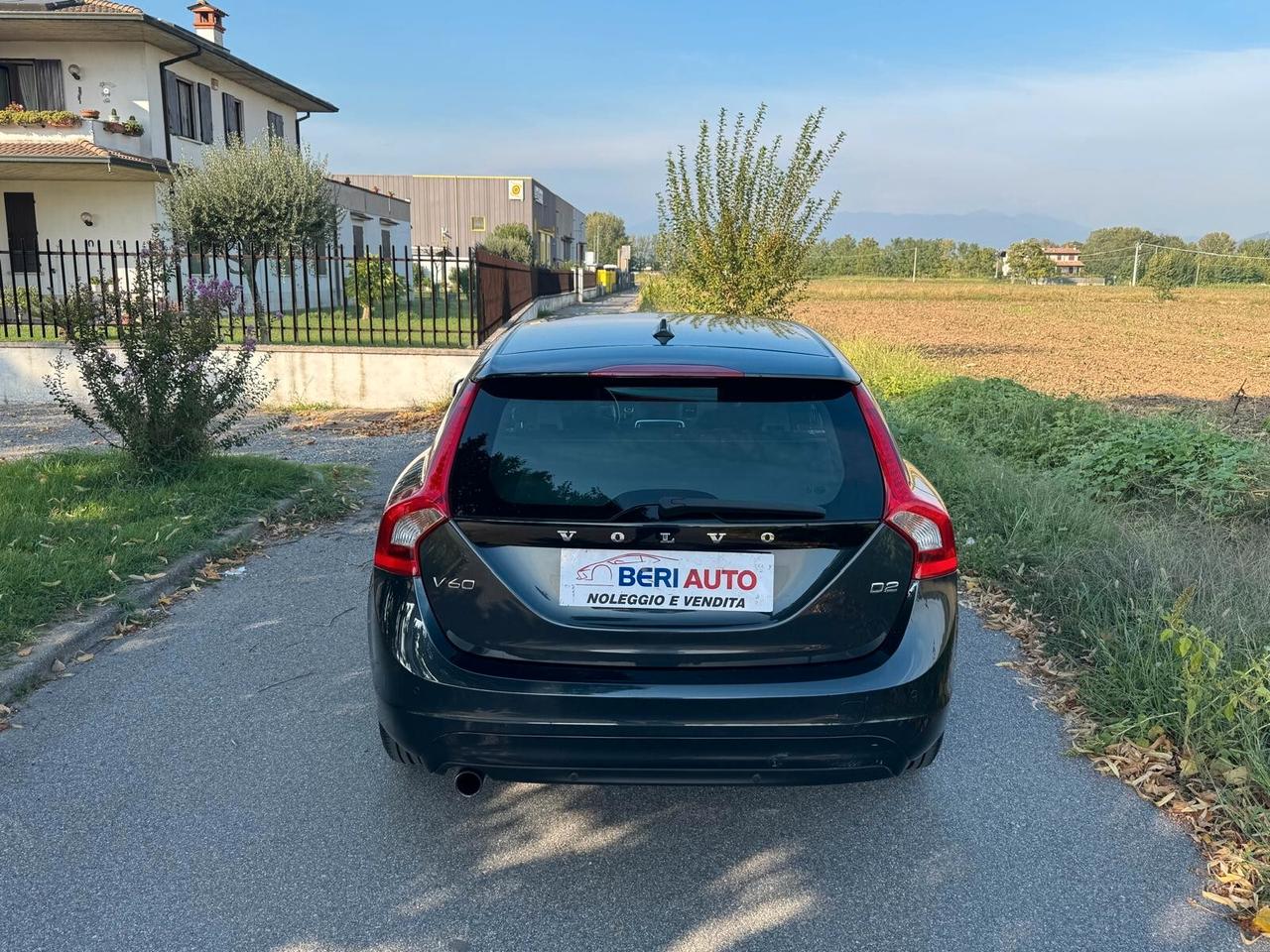 Volvo V60 D2