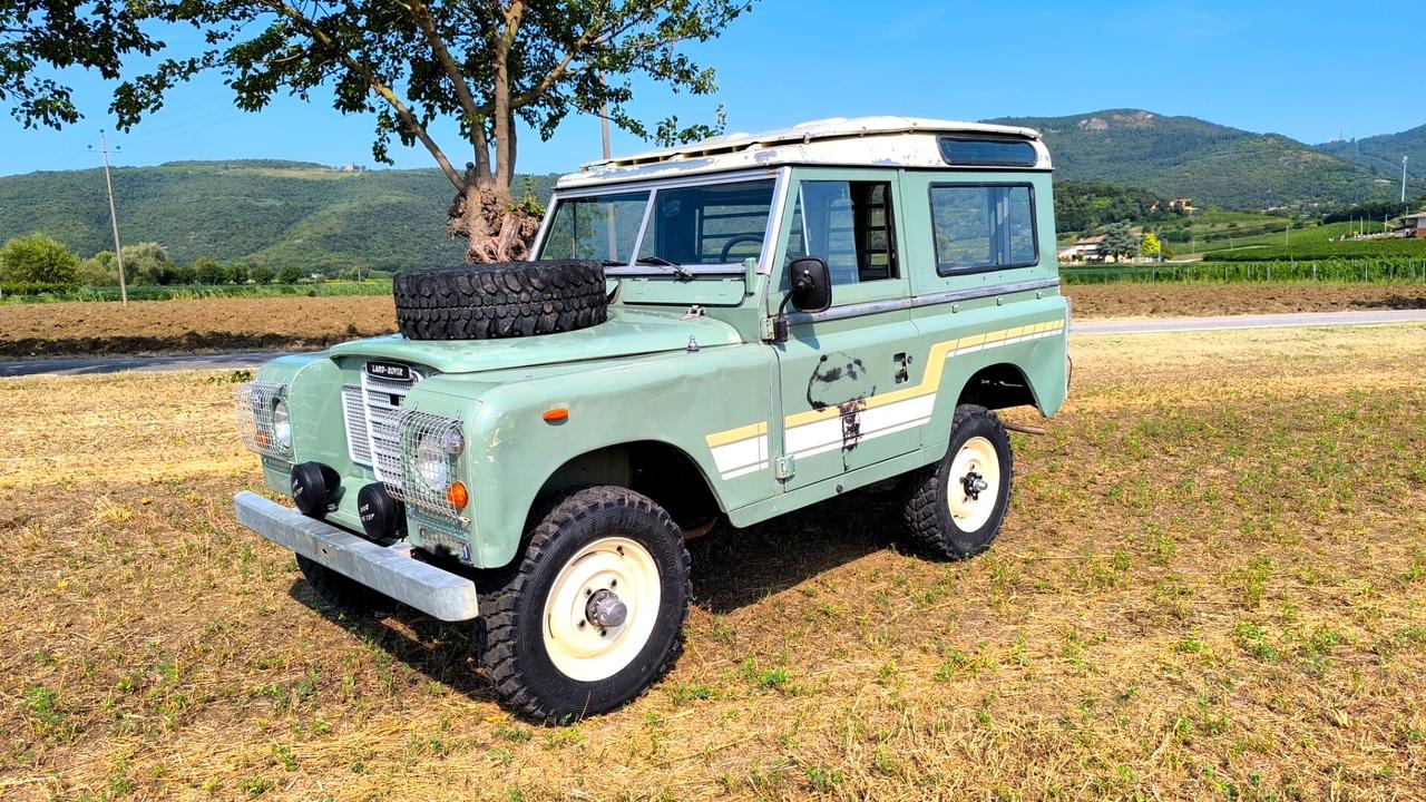 Land Rover Series 88" benzina