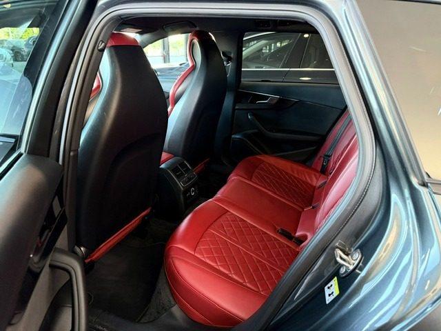 AUDI S4 Avant TDI 347cv Black Edition sport attitude
