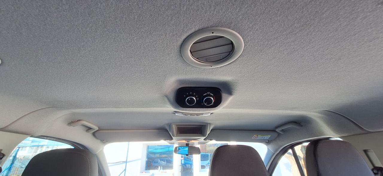 Ford Transit Custom 320 2.0 TDCi PC Combi Trend 9 POSTI