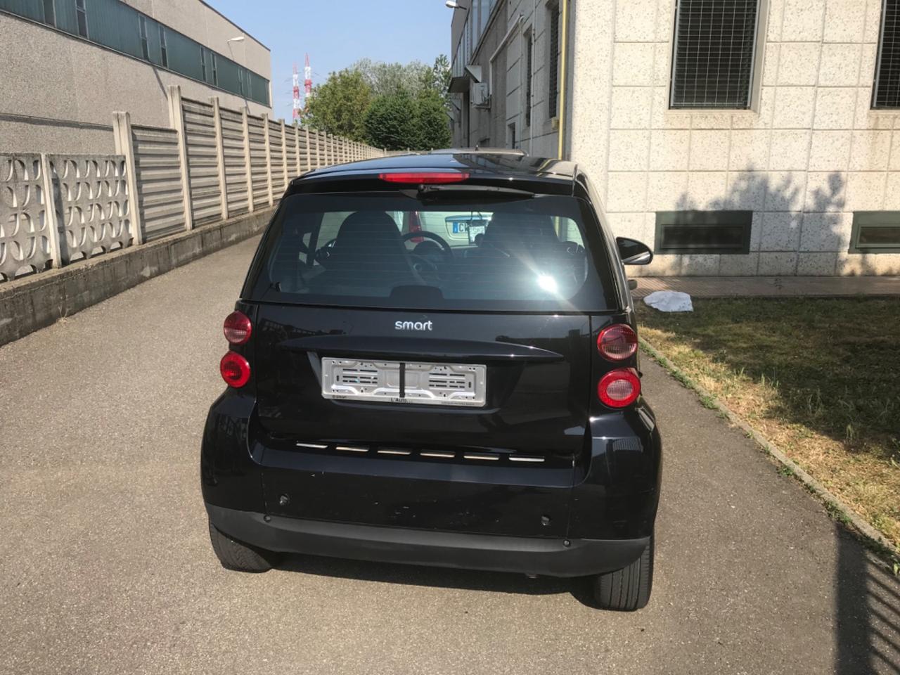 Smart ForTwo 1000 52 kW coup&eacute; passion