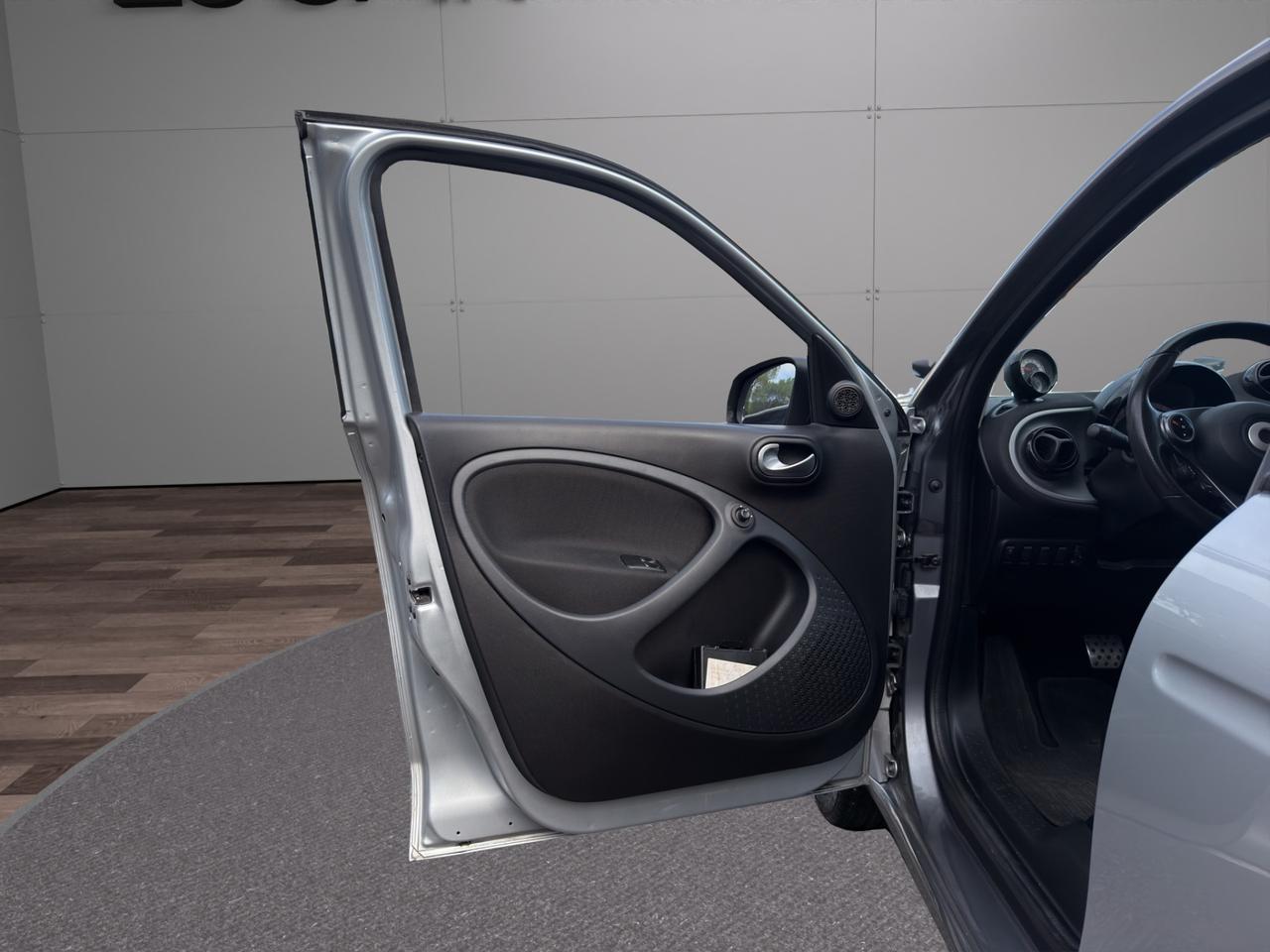 Smart forfour 0.9 t Passion 90cv - Unipro - Promo Finanziamento - Cerchi 16" - Schermo - Retrocamera
