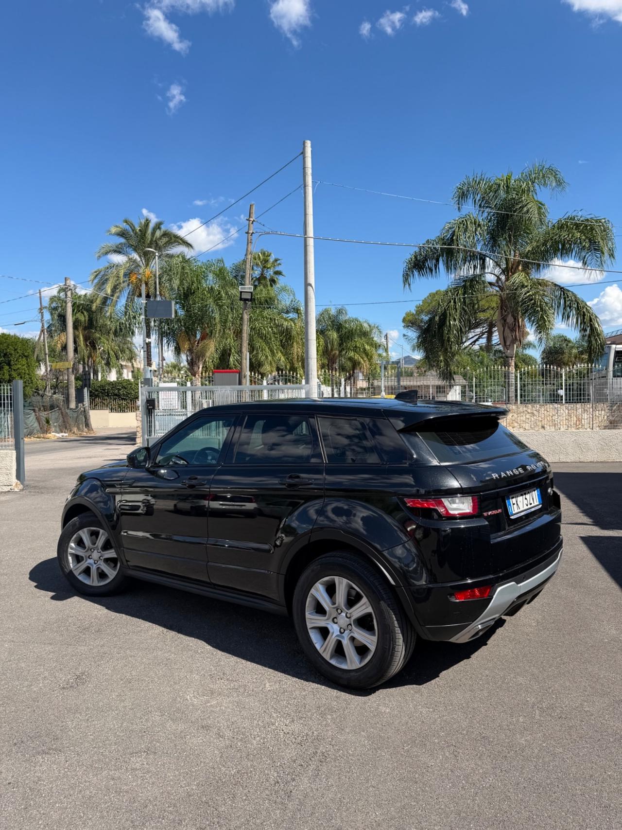 Land Rover Range Evoque 2.0 TD4 150 CV HSE Dynamic ottima
