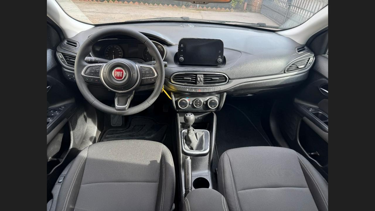 Fiat Tipo 1.6 RESTYLING 5 porte 2023
