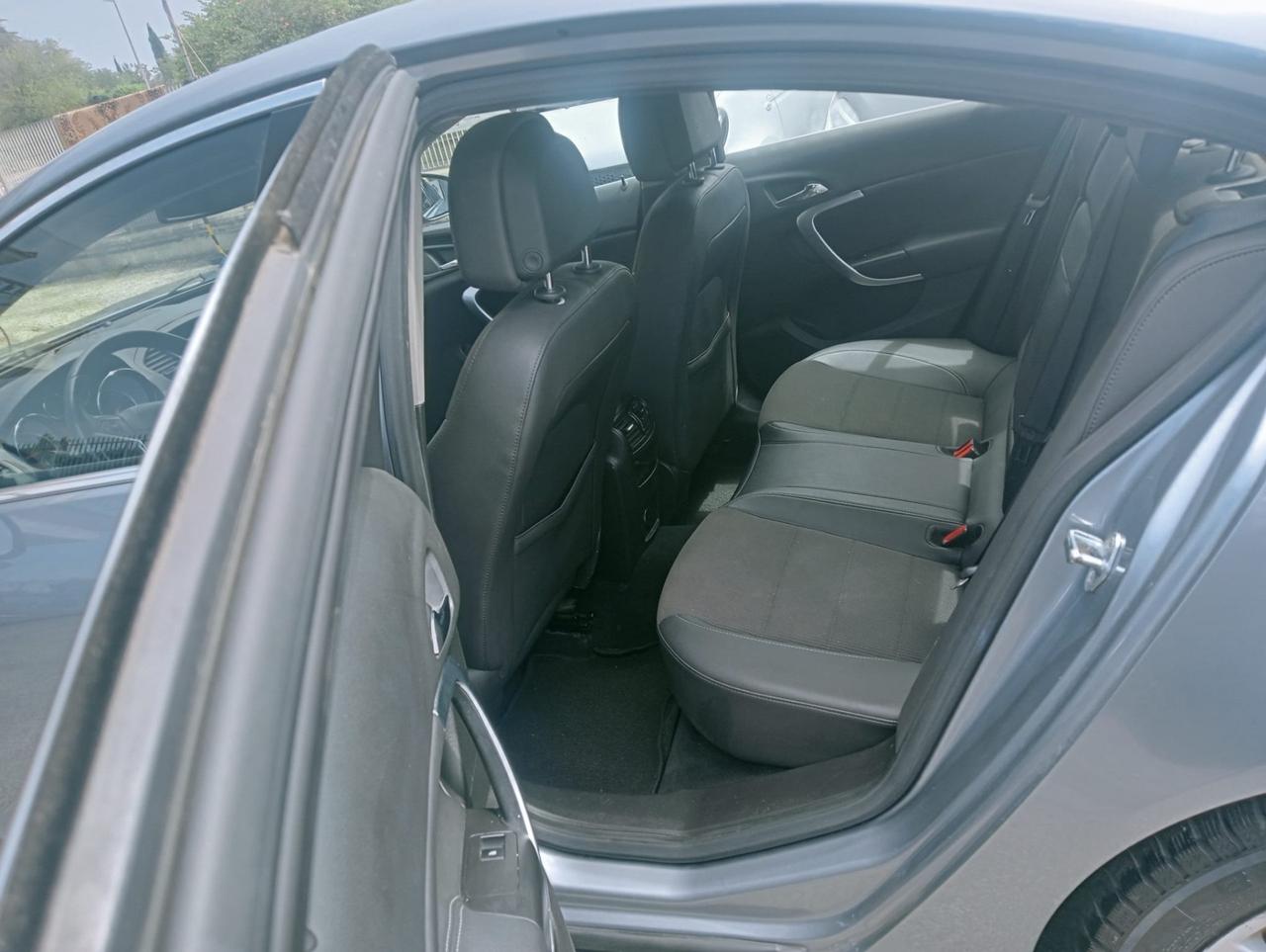 Opel Insignia 2.0 CDTI 4 porte
