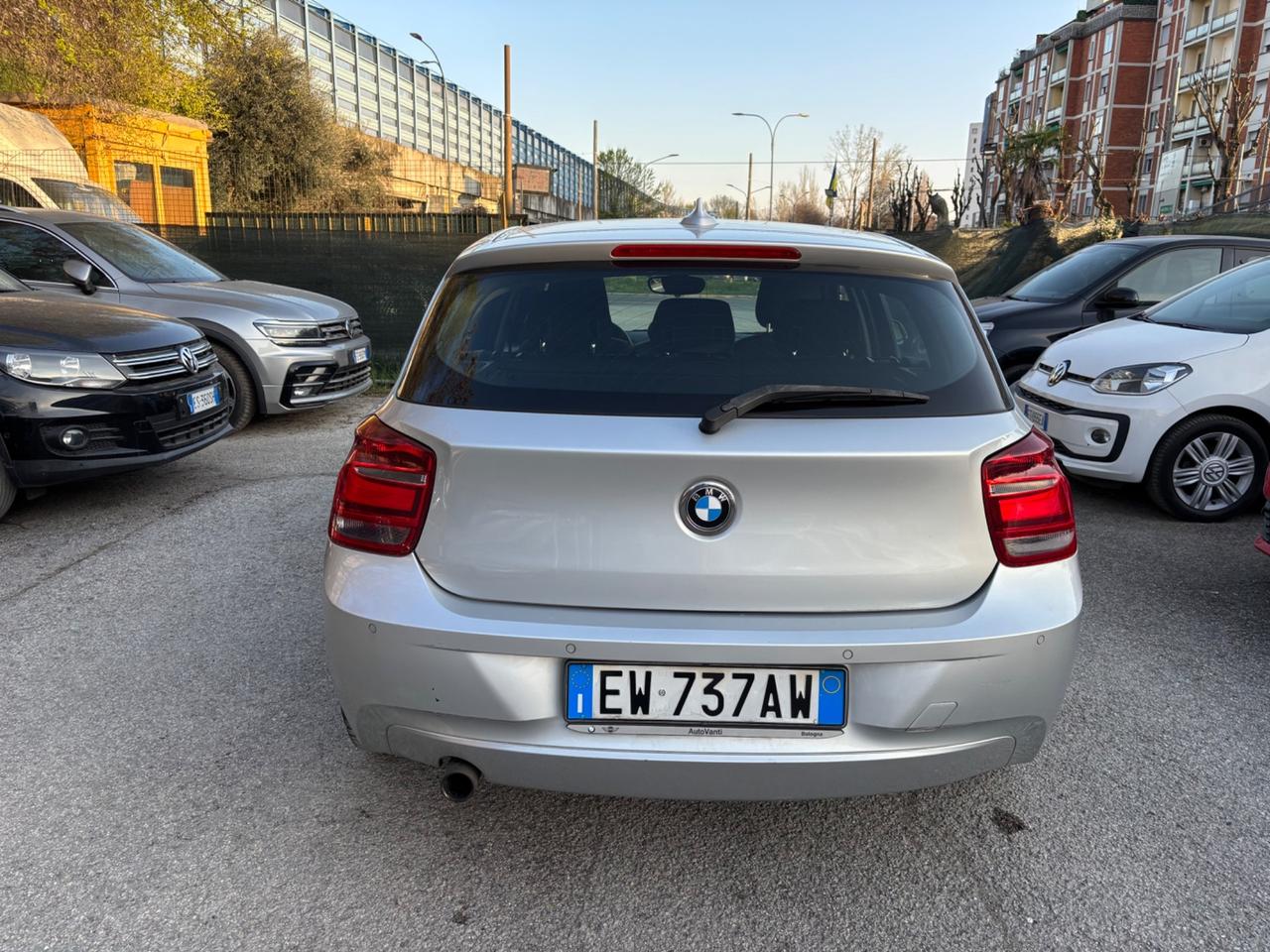 Bmw 118 118d serie1 Urban 5p.