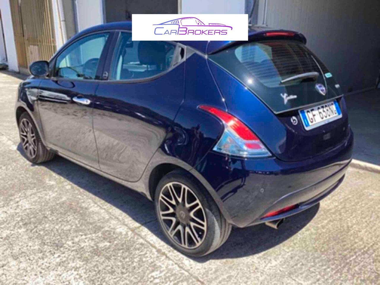 Lancia Ypsilon 1.0 FireFly 5 porte S&S Hybrid Ecochic Gold FULL