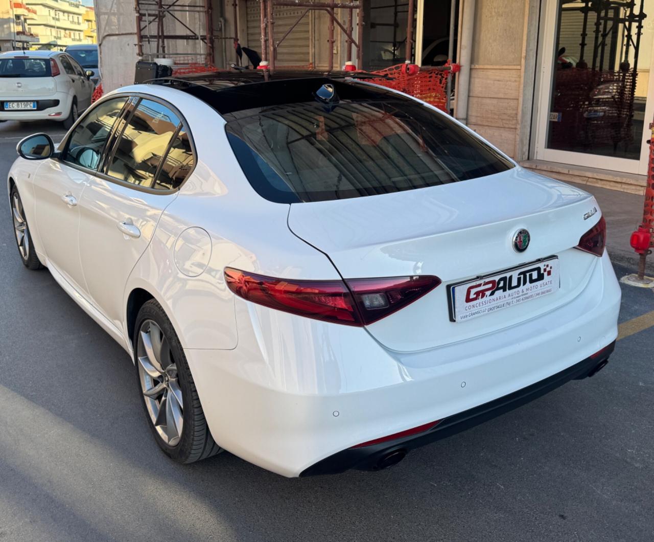 Alfa Romeo Giulia 2.2d 190 CV AT8 TI