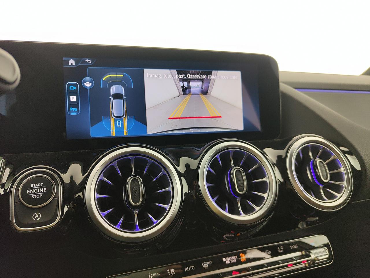 Mercedes-Benz GLA 200 d