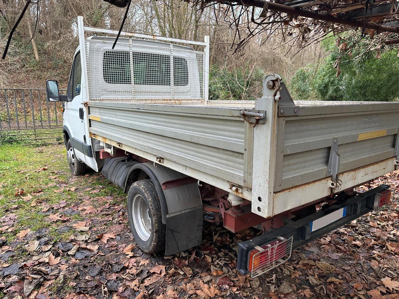 Iveco daily 35c13 furgone con ribaltabile trilaterale unico proprietario