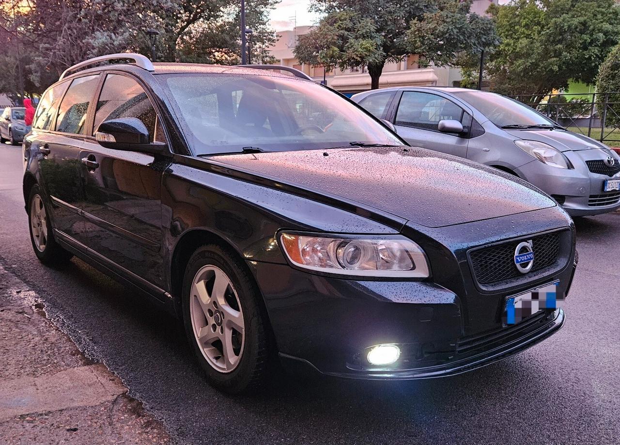 Volvo V50 D2 POLAR PLUS fine serie FULL-OPTIONAL!!!!!!