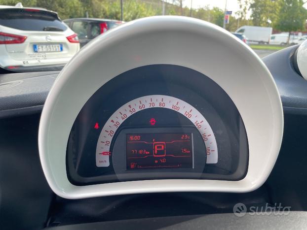 Smart fortwo coupe 1.0 Youngster 71cv twinamic