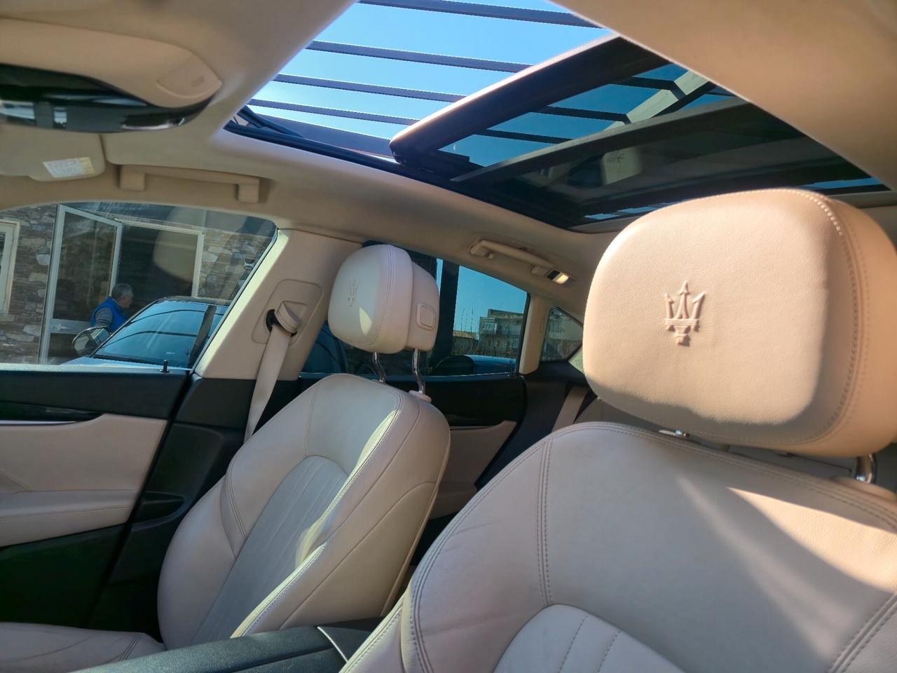 Maserati Levante V6 Diesel 275 CV AWD Gransport