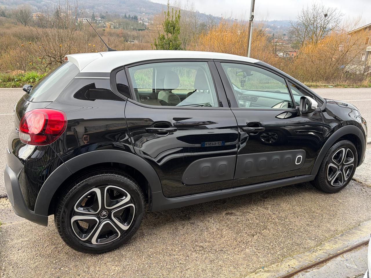 Citroen C3 1.2 PureTech 82cv Shine