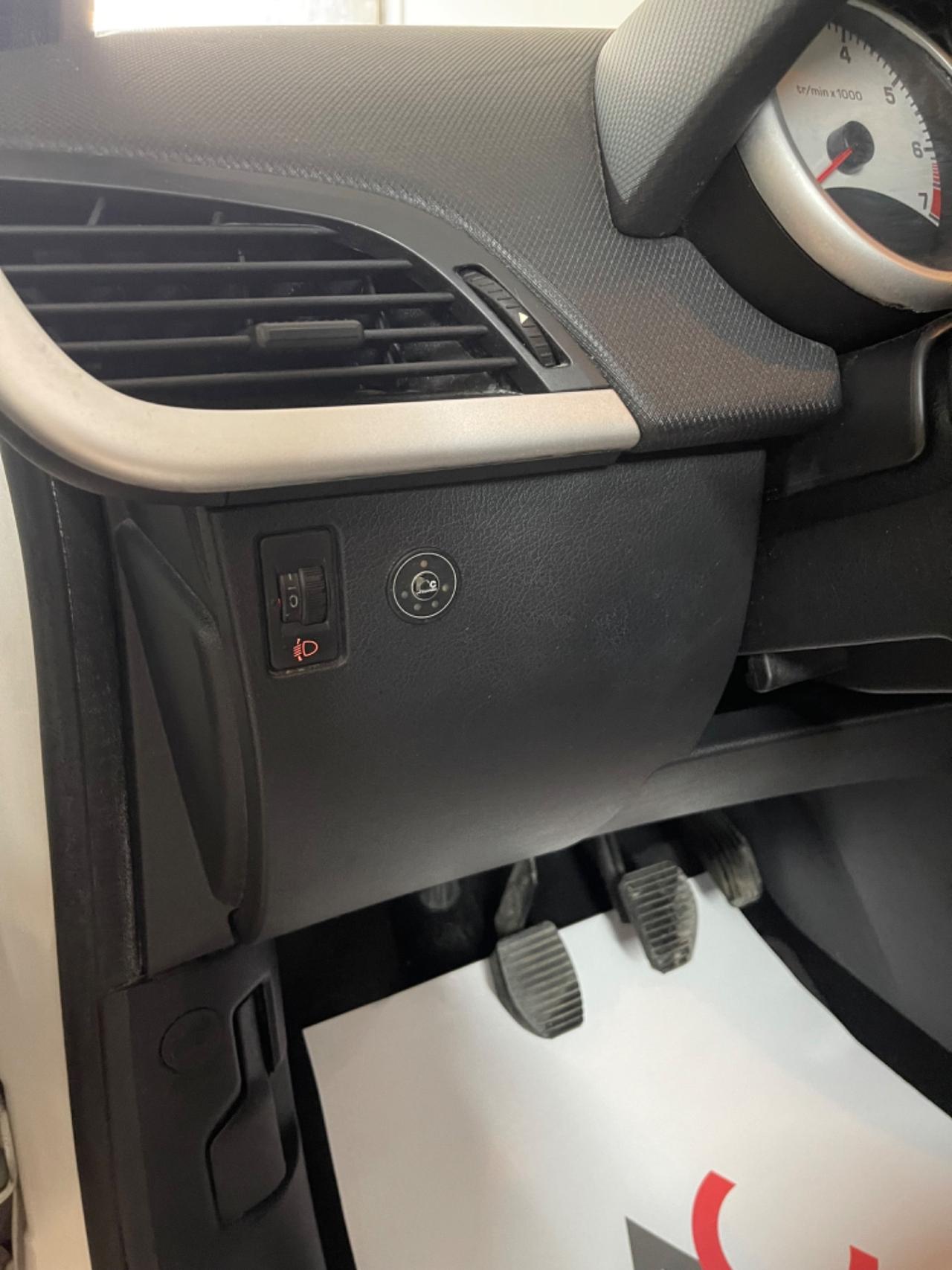 Peugeot 207 1.4 8V 75CV 3p. Energie Sport ECO GPL