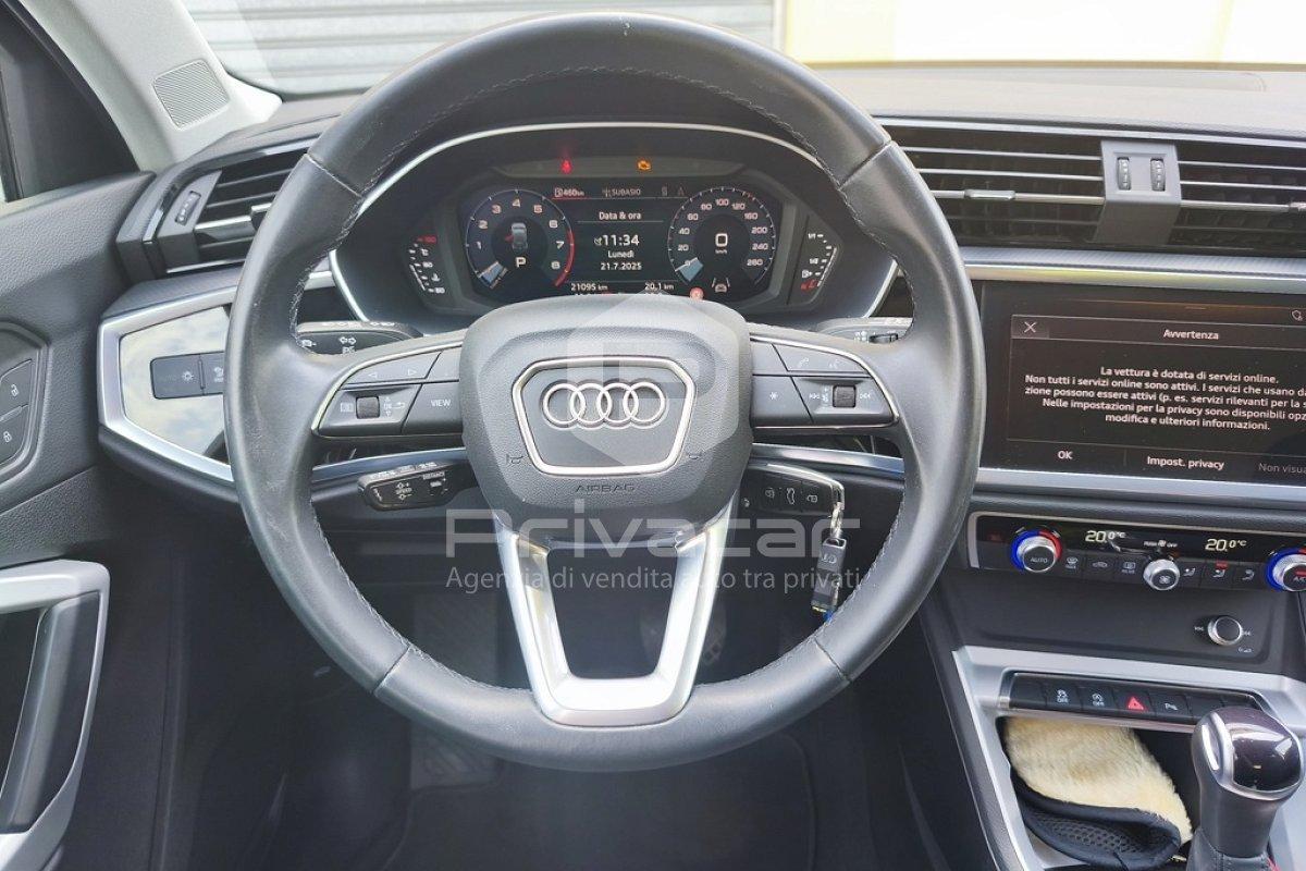 AUDI Q3 35 TFSI S tronic Business