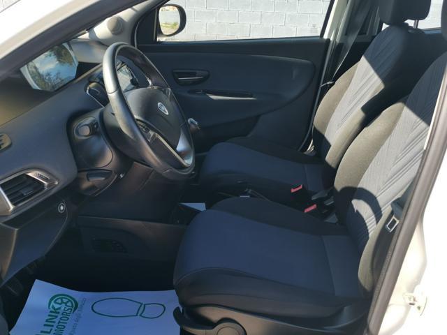 LANCIA Ypsilon 1.0 FireFly 5p S&S Hybrid Ecochic Silver IMP. GPL