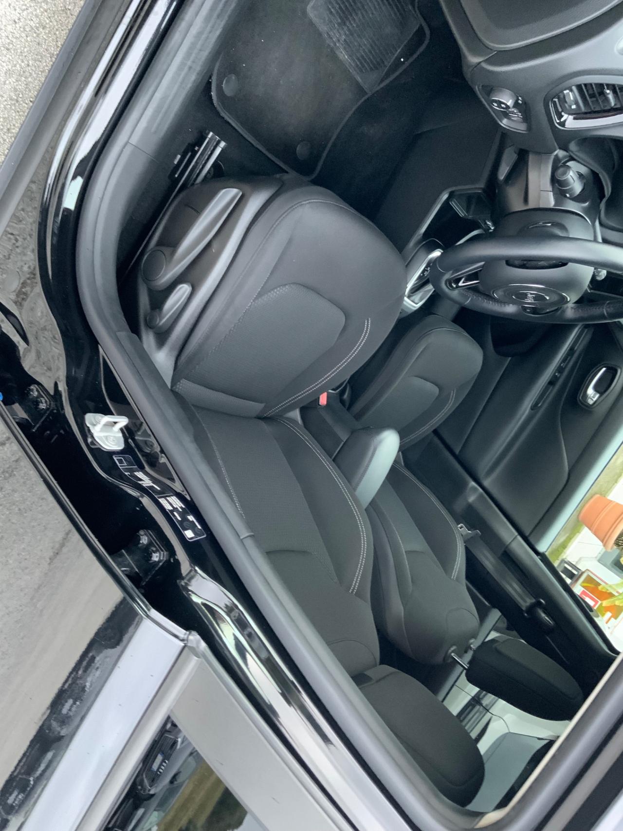 Jeep Renegade 1.3 T4 DDCT Limited