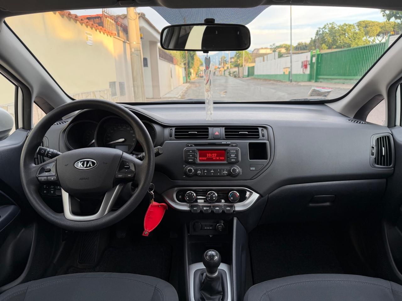Kia Rio 1.2 CVVT 5p. Cool