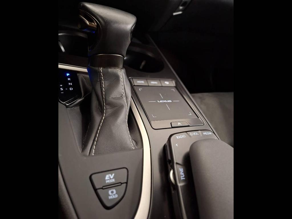 Lexus UX 250h 2.0 Hybrid Executive 2WD Power Split Device