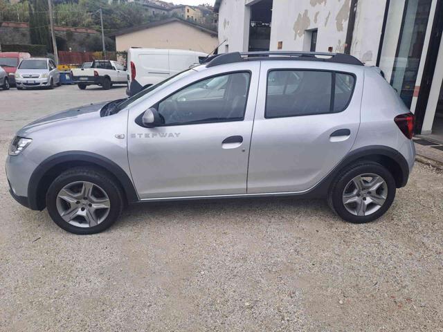 DACIA Sandero Stepway 1.5 Blue dCi 95 CV Comfort