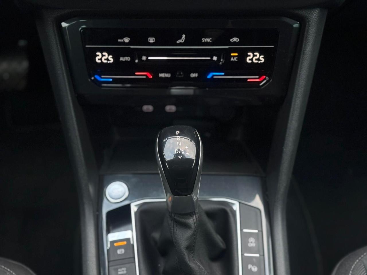 Volkswagen Tiguan 2.0 TDI 150 CV SCR DSG Elegance