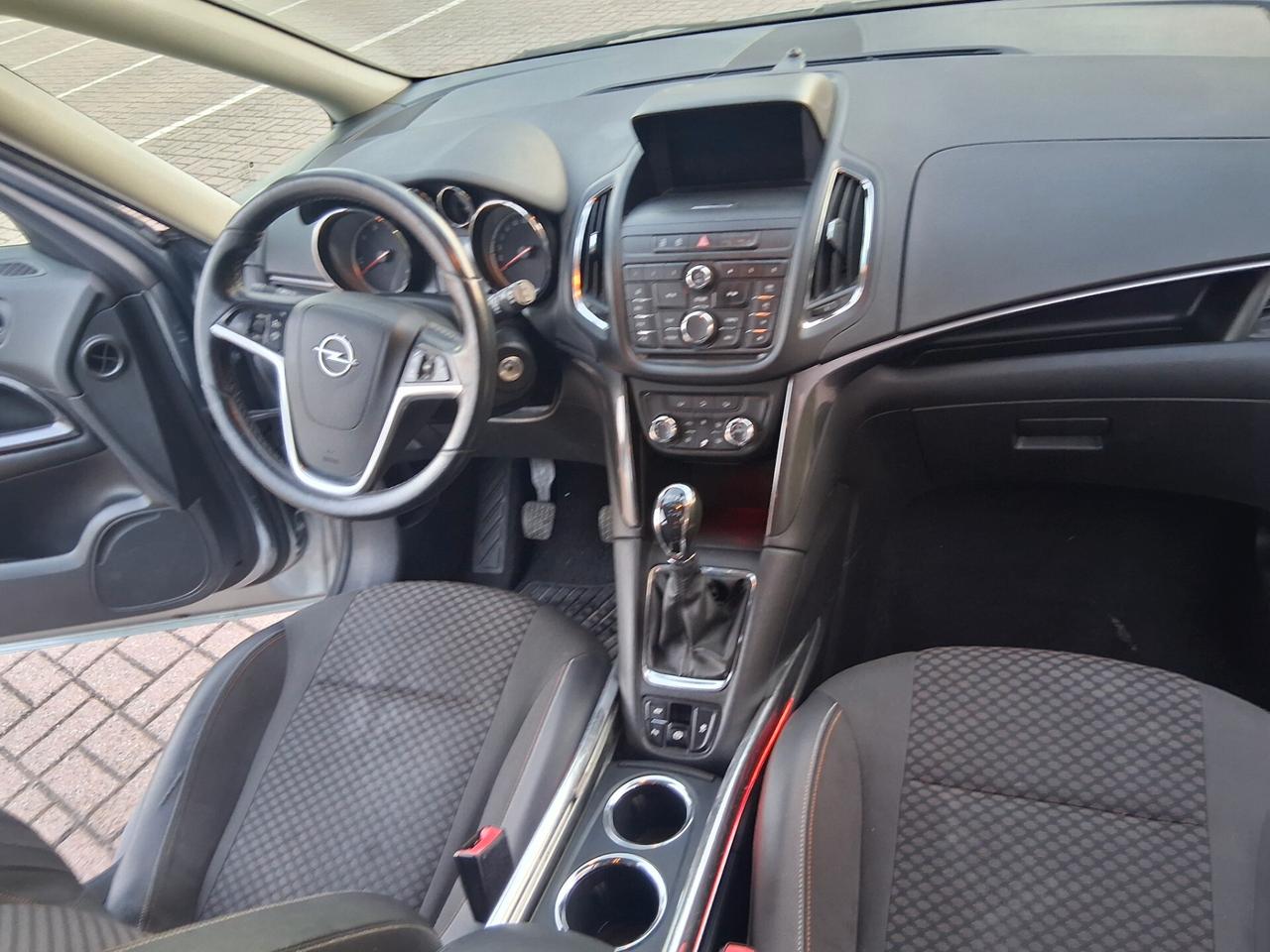 Opel Zafira Tourer 1.6 CDTi 120CV Start&Stop Cosmo .CELL 320 147 1147 WUATSAPP