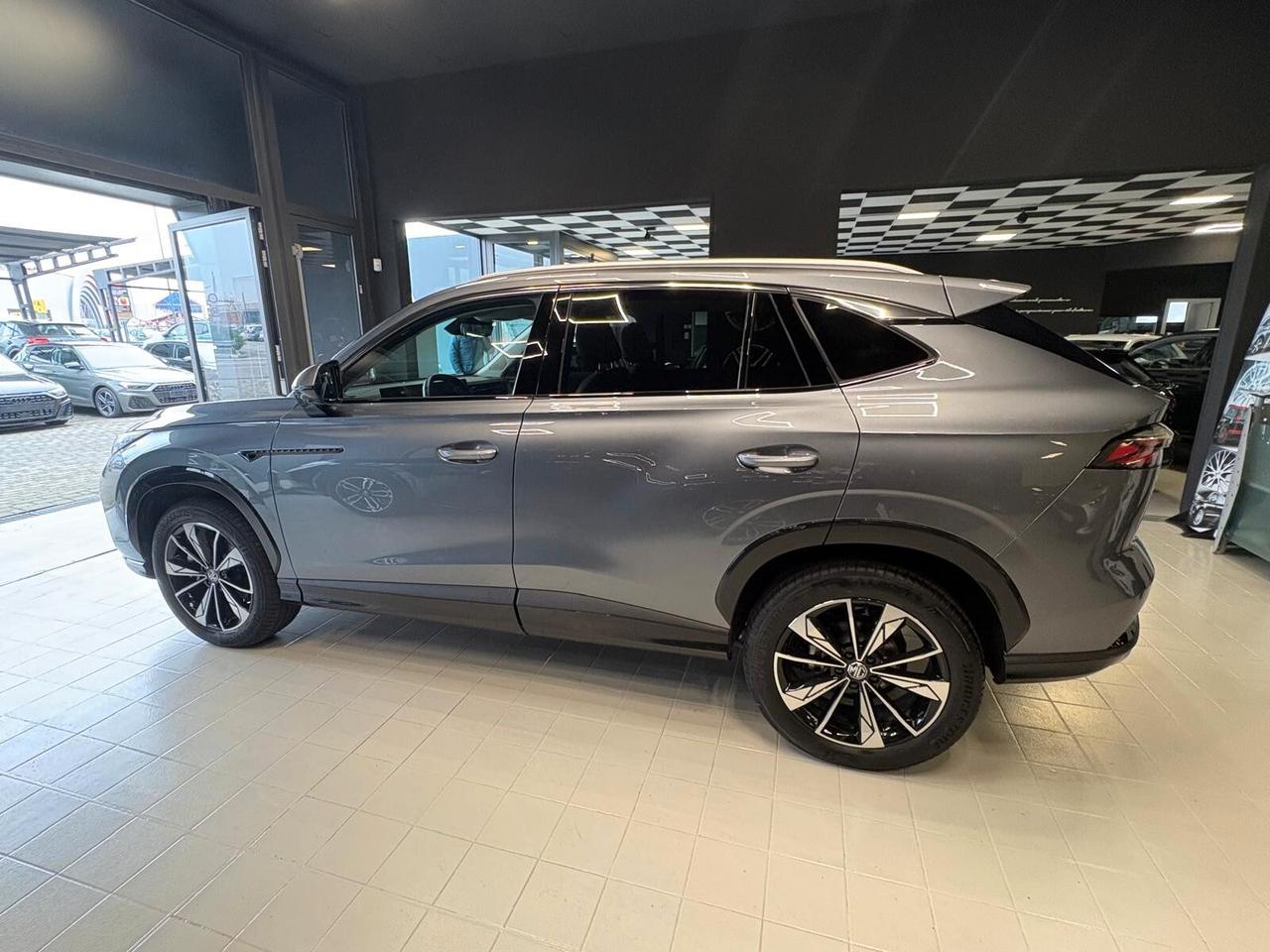 MG HS (2022-2025) HS 1.5T-GDI AT Luxury
