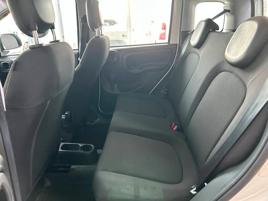 Fiat Panda 1.0 hybrid City Cross s&s 70cv