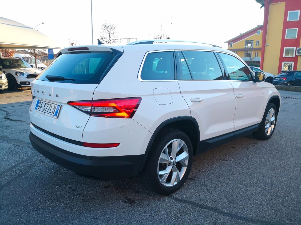 Skoda Kodiaq 2.0 TDI SCR 4x4 DSG Executive ***CAR PLAY***LED***