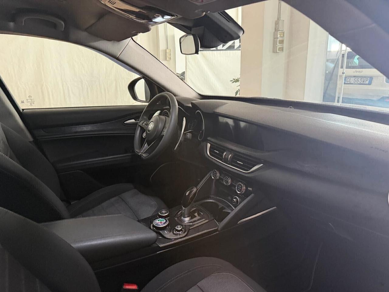 Alfa Romeo Stelvio 2.2 Turbodiesel 210 CV AT8 Q4 Executive