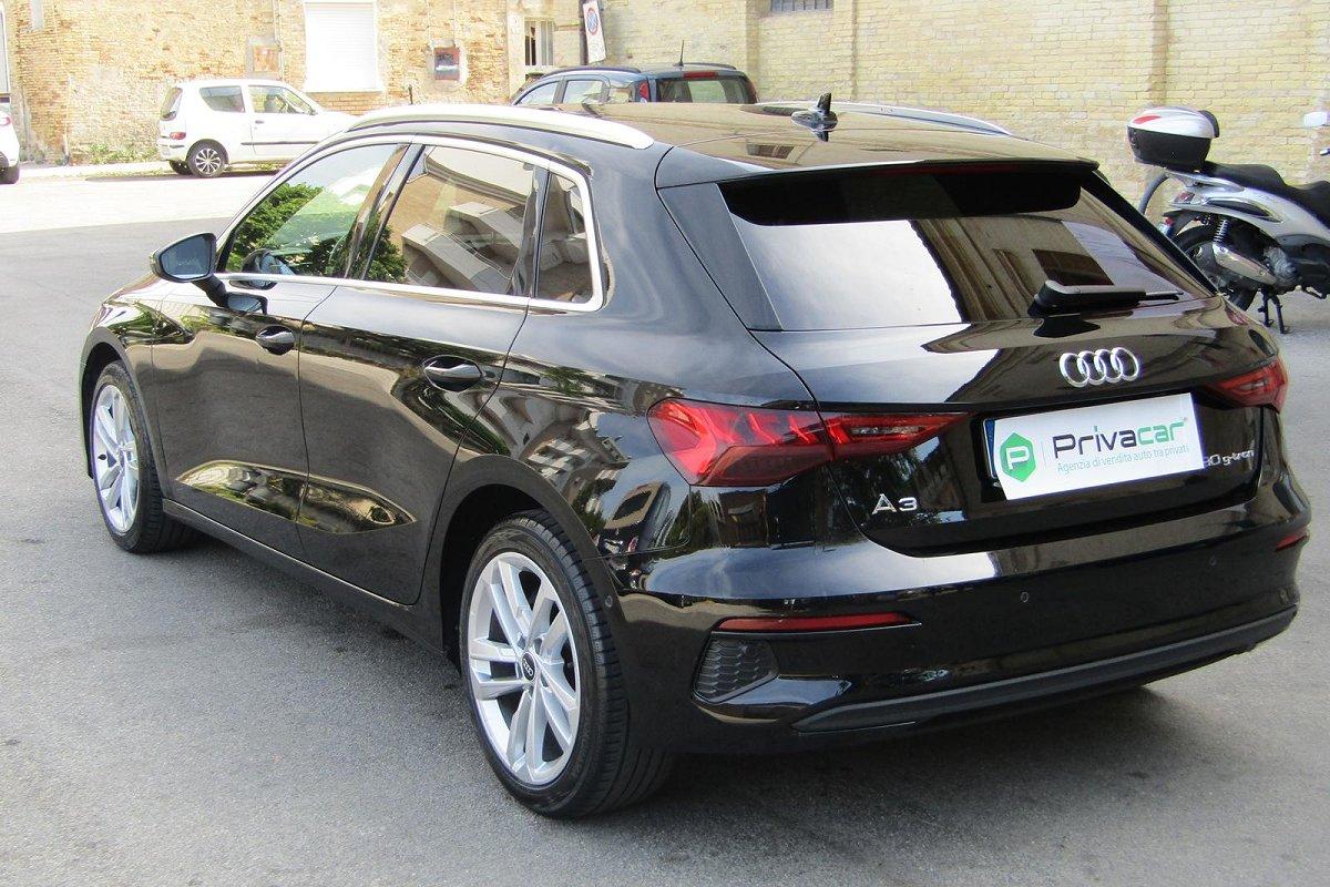AUDI A3 SPB 30 g-tron S tronic Business