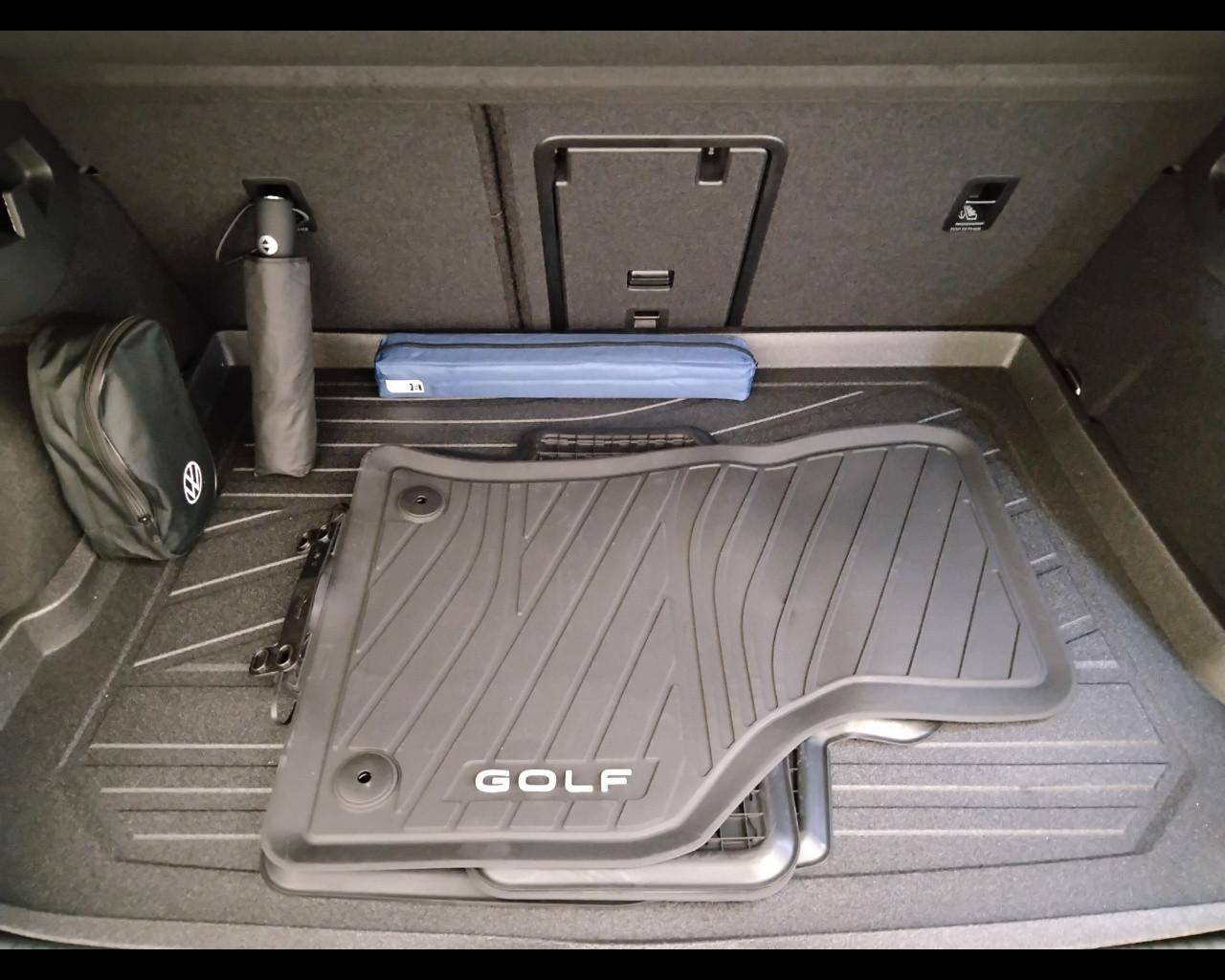 VOLKSWAGEN Golf VIII 2024 - Golf 1.5 tsi ehybrid Edition Plus 204cv dsg