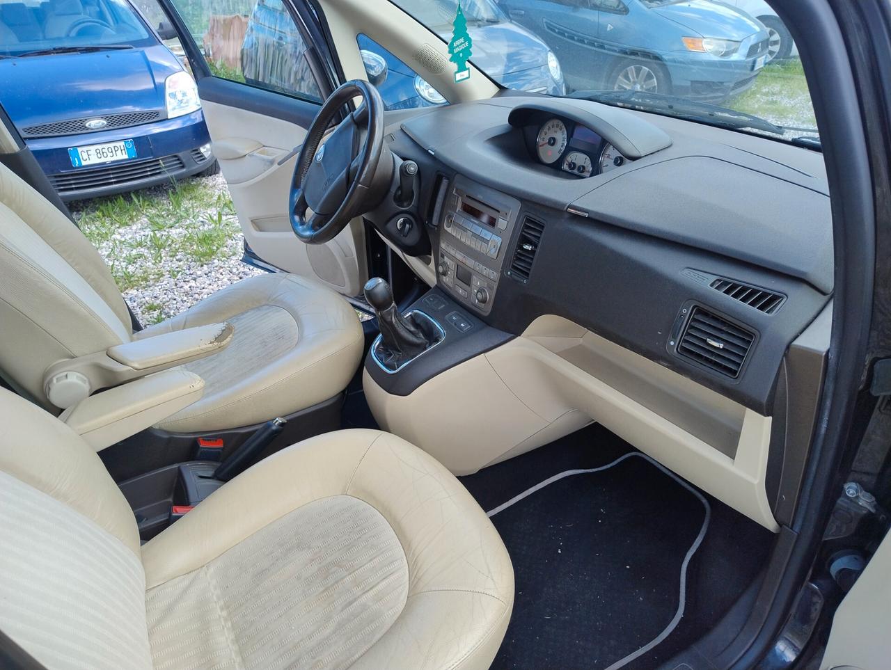 Lancia MUSA 1.9 Multijet Platino Plus
