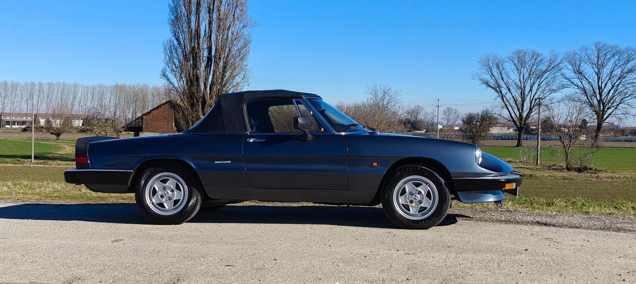 Alfa Romeo Spider 1.6