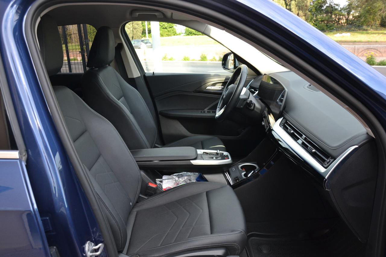 Bmw X1 18d S-DRIVE X-LINE *FULL LED+RCAM+PELLE+NAVI+PDC*