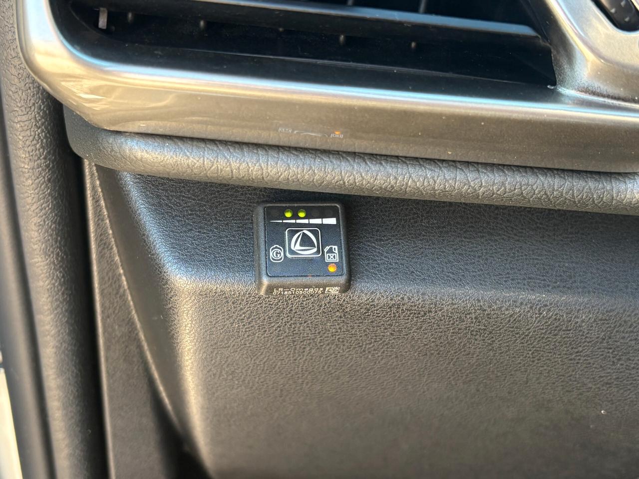 Lancia Ypsilon 1.2 69 CV 5 porte GPL Ecochic Silver