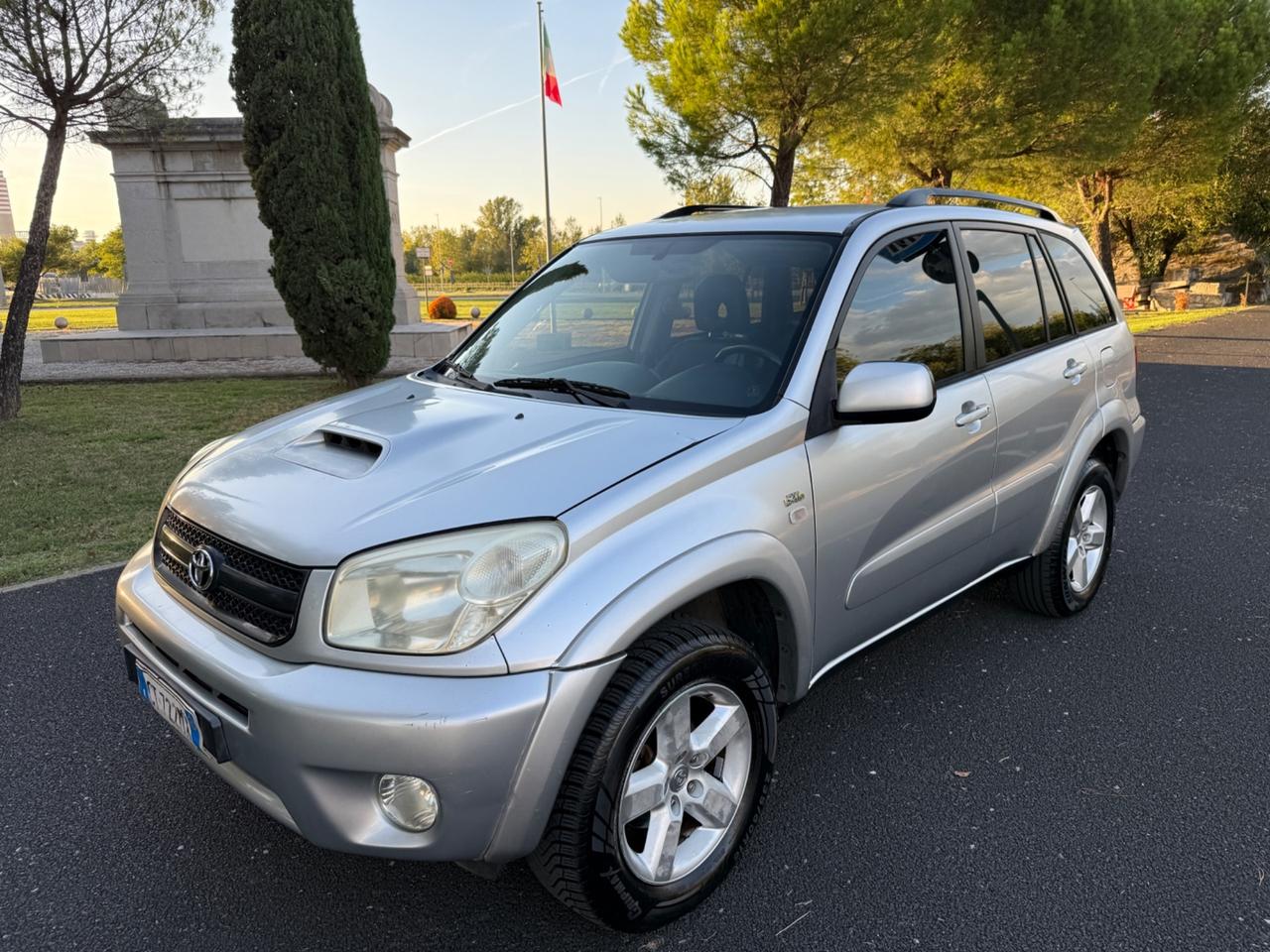 Toyota RAV 4 RAV4.com 2.0 Tdi D-4D cat 5 porte