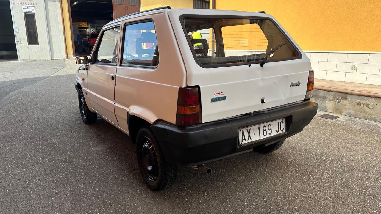 Fiat Panda 900 i.e. cat Jolly